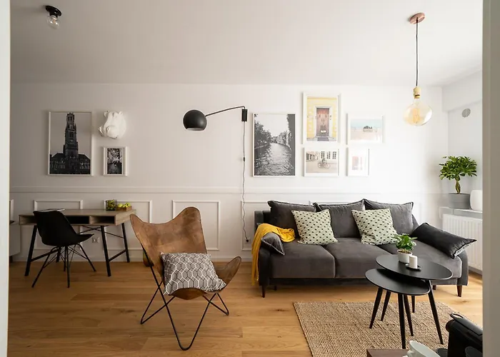 Aviatiei Park New Building Design With Free Parking Bucureşti