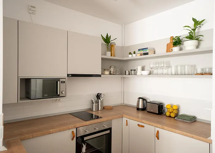 Aviatiei Park New Building Design With Free Parking