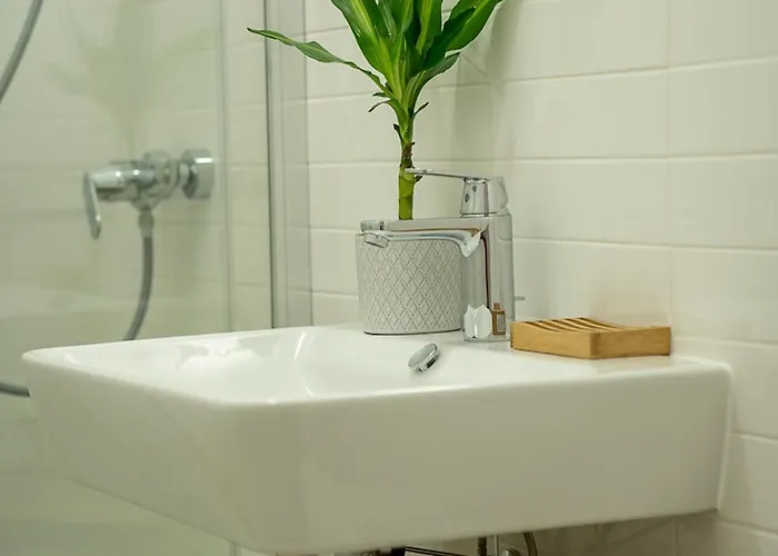 Aviatiei Park New Building Design With Free Parking Bucureşti